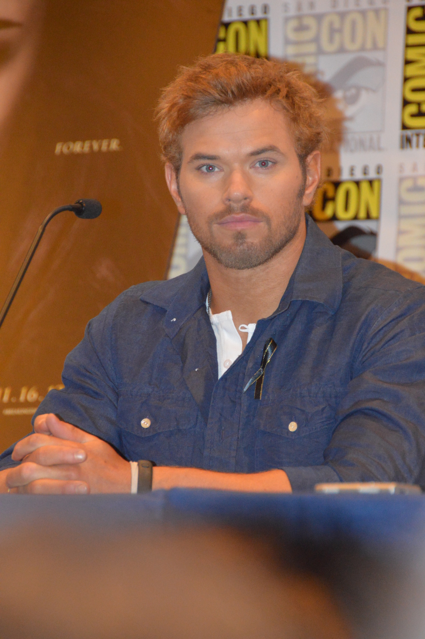 Kellan Lutz at event of Brekstanti ausra. 2 dalis (2012)