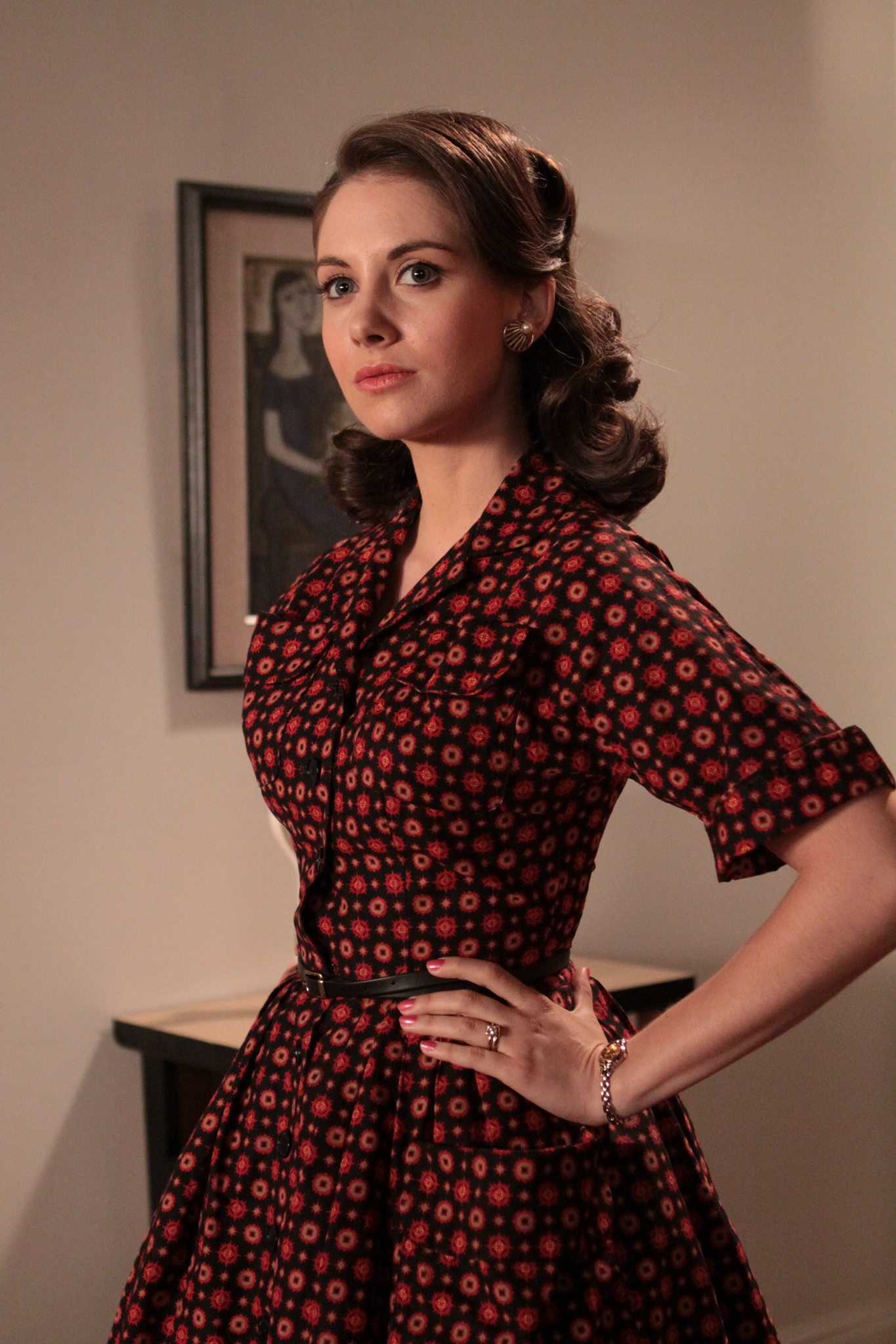 Still of Alison Brie in MAD MEN. Reklamos vilkai (2007)