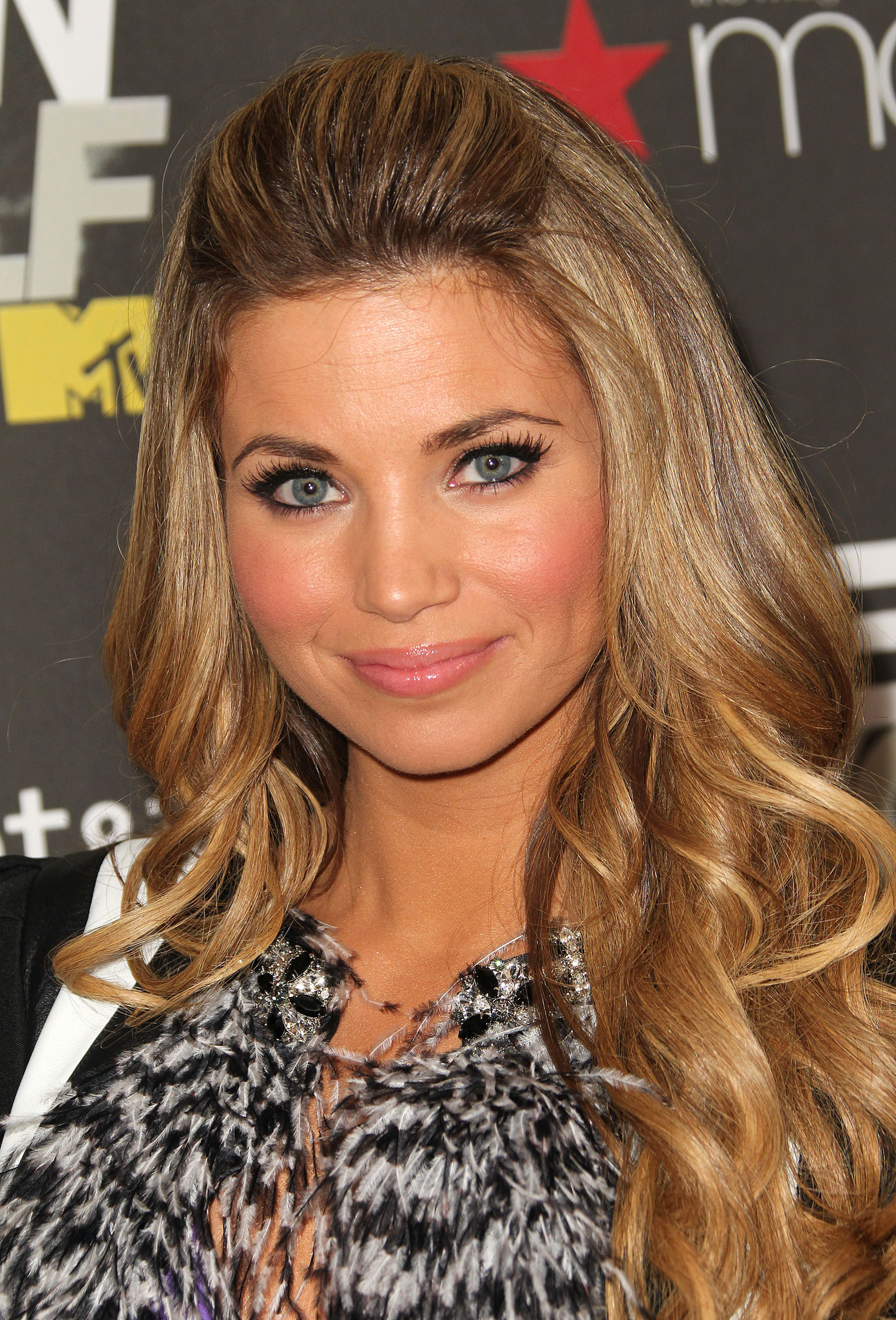 Amber Lancaster at event of Teen Wolf (2011)