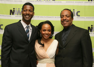 Robert Gossett, Gina Ravera and Corey Reynolds