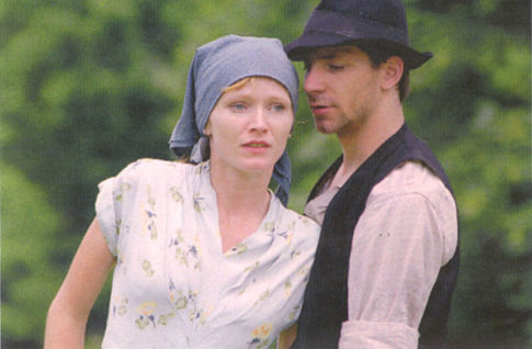 Still of Anna Geislerová and Ondrej Koval in Zelary (2003)