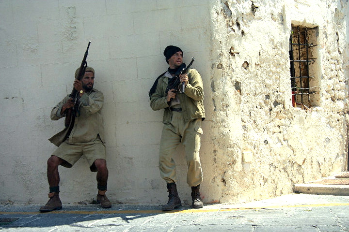 Still of Daniel Lundh and Patrick Bruel in O Jerusalem (2006)