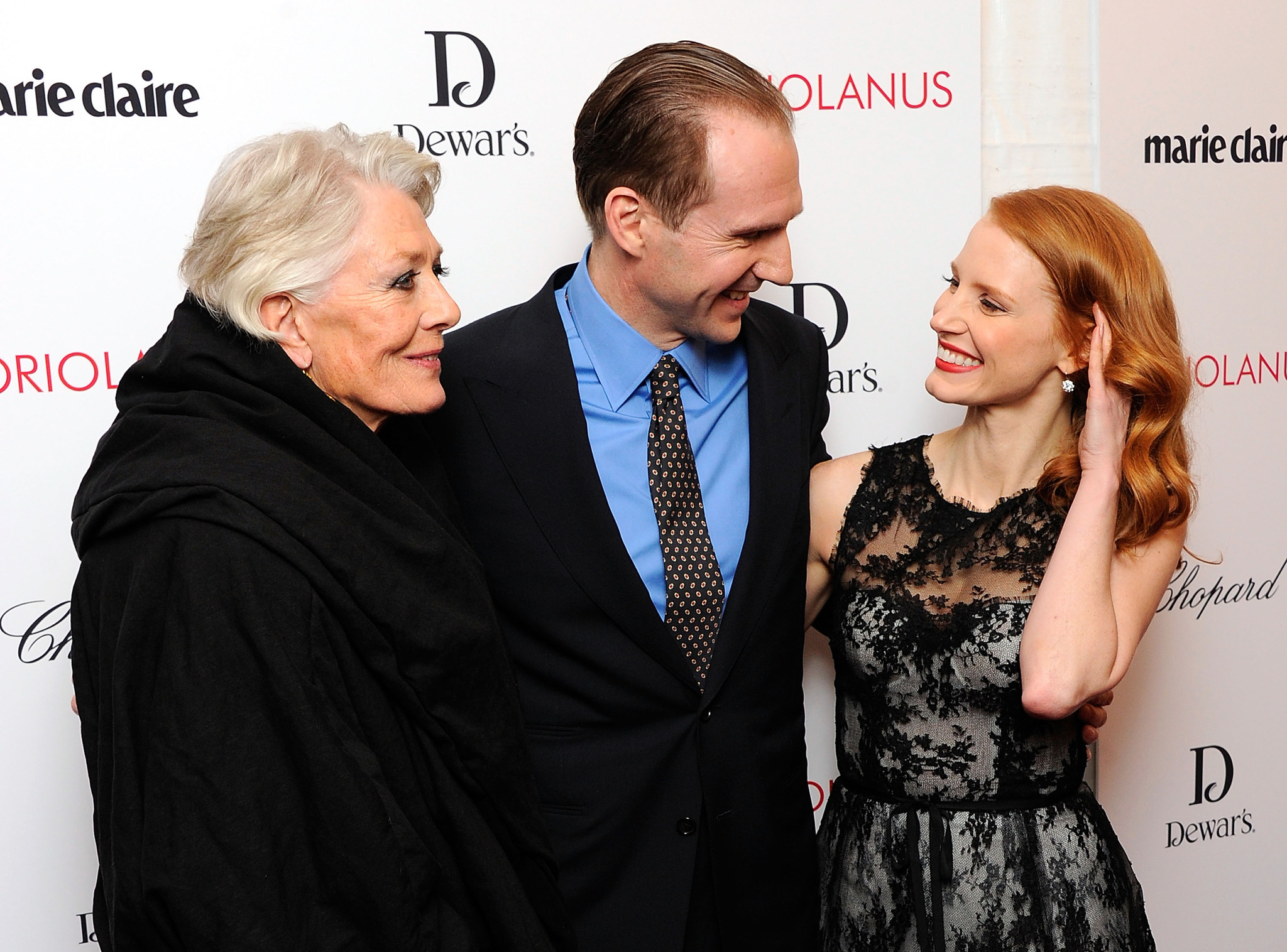 Ralph Fiennes, Vanessa Redgrave and Jessica Chastain at event of Koriolanas (2011)