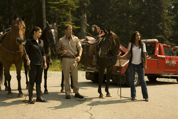 Still of Colin Ferguson, Salli Richardson-Whitfield and Erica Cerra in Eureka (2006)