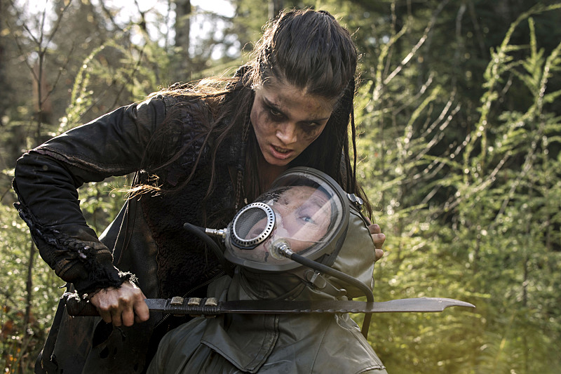 Still of Toby Levins and Marie Avgeropoulos in The 100 (2014)