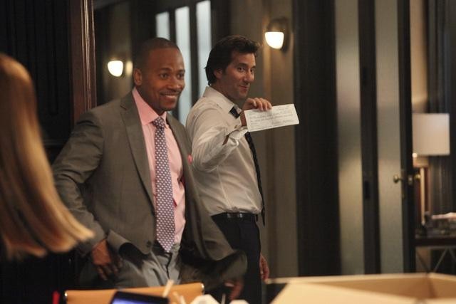 Still of Henry Ian Cusick and Columbus Short in Scandal (2012)