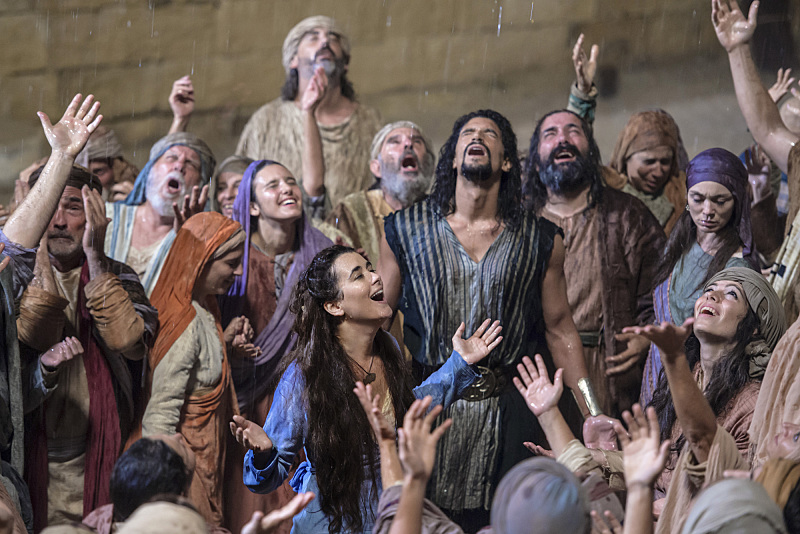 Still of Cote de Pablo in The Dovekeepers (2015)