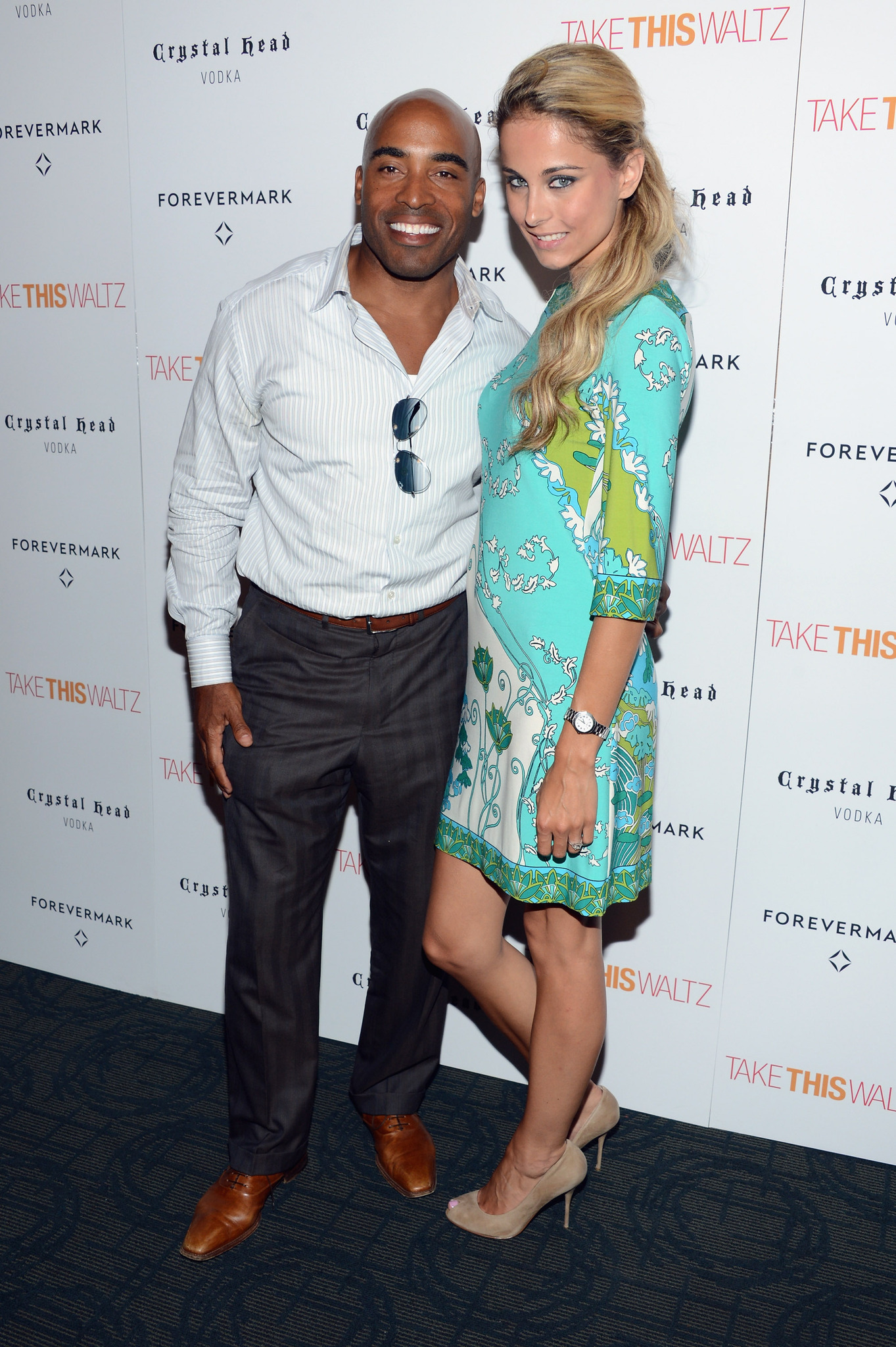 Tiki Barber at event of Take This Waltz (2011)