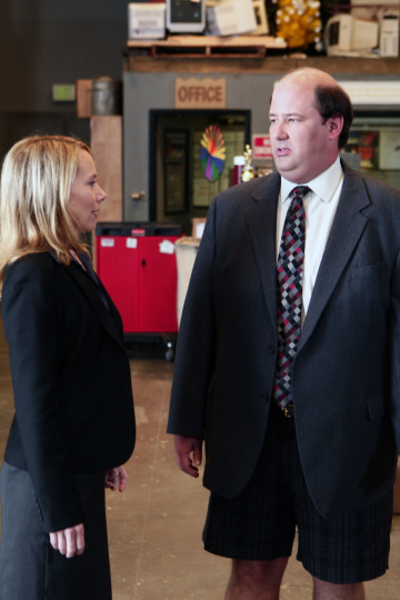 Still of Amy Ryan and Brian Baumgartner in The Office (2005)