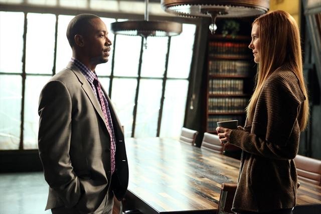 Still of Columbus Short and Darby Stanchfield in Scandal (2012)