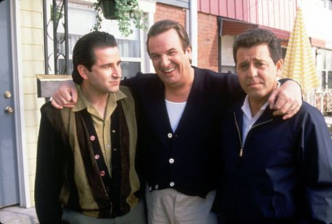 Still of Danny Aiello, Anthony LaPaglia and Frank Pesce in 29th Street (1991)