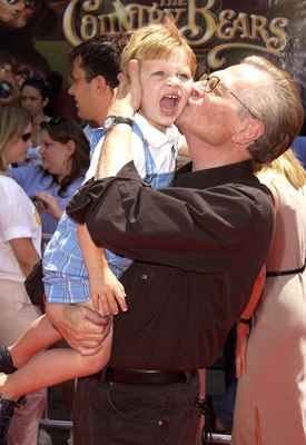 Larry King at event of The Country Bears (2002)