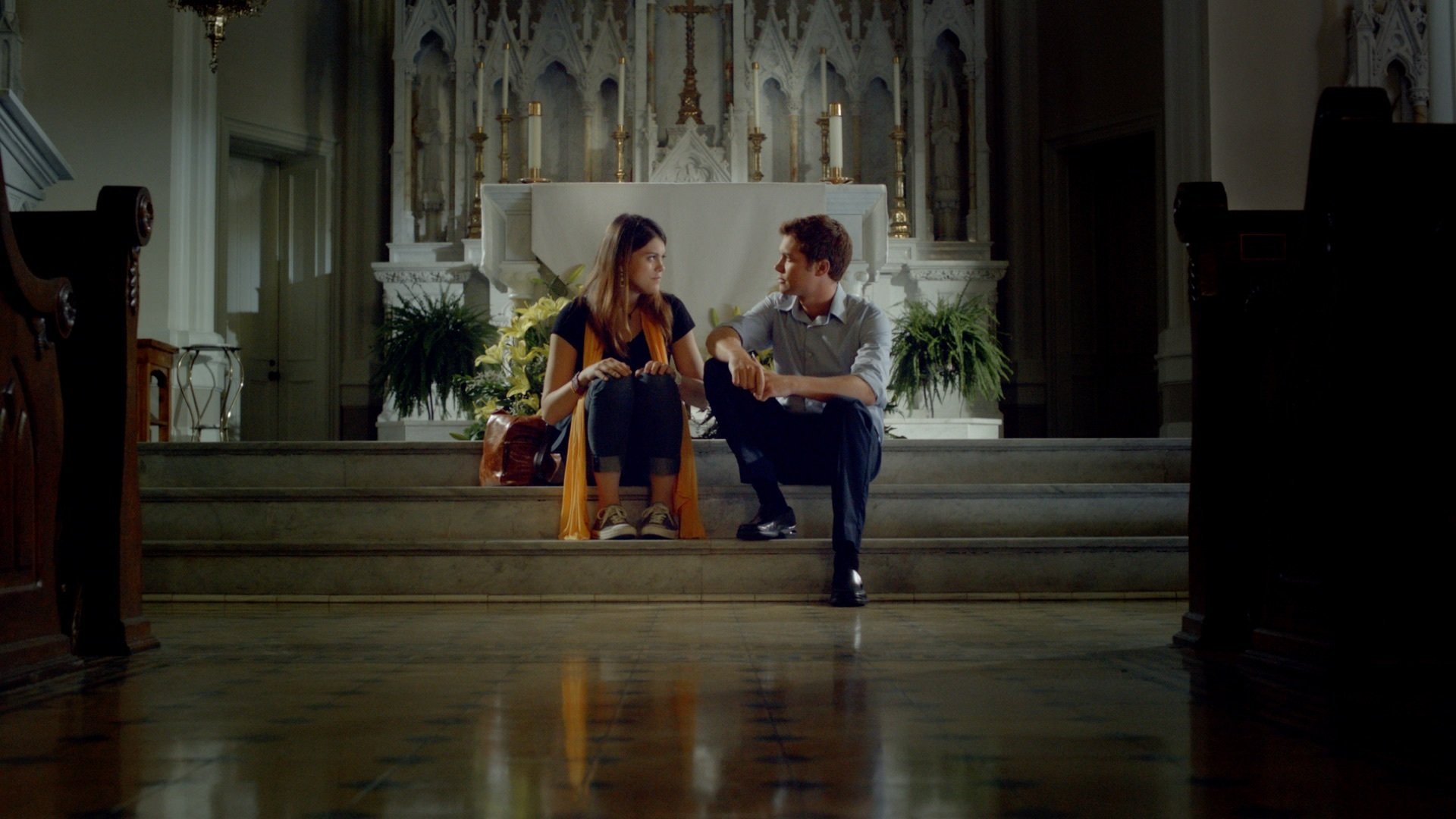 Still of Drew Seeley and Lindsey Shaw in Yellow Day (2015)