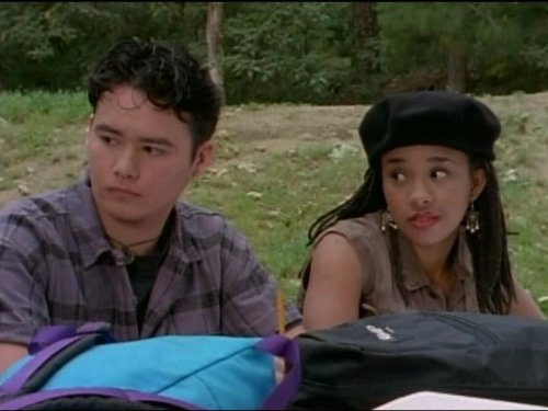 Still of Karan Ashley and Johnny Yong Bosch in Mighty Morphin Power Rangers (1993)