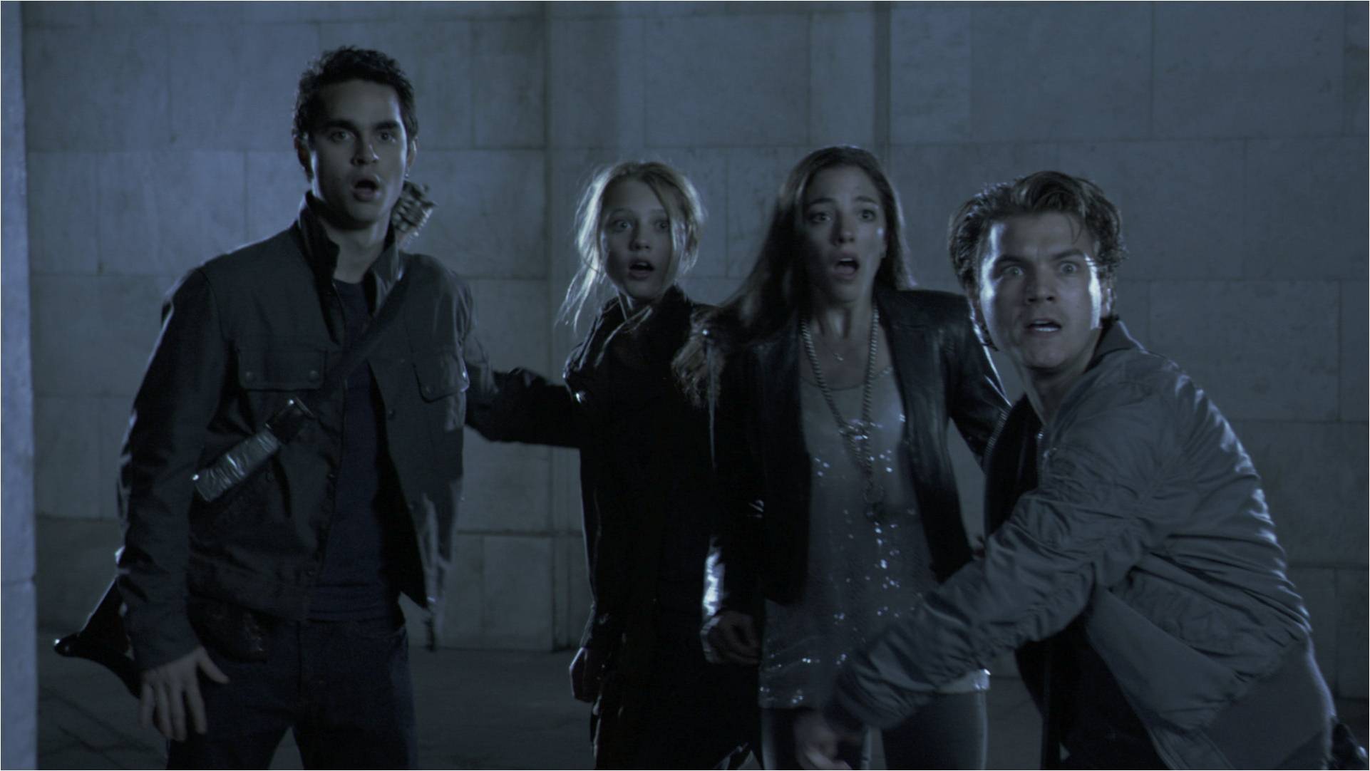 Still of Emile Hirsch, Max Minghella, Rachael Taylor and Olivia Thirlby in Tamsiausia valanda (2011)