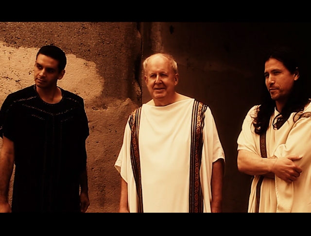Still of Hugh Mun, William Christopher Ford and Tom Gillis in Slaves of Glory