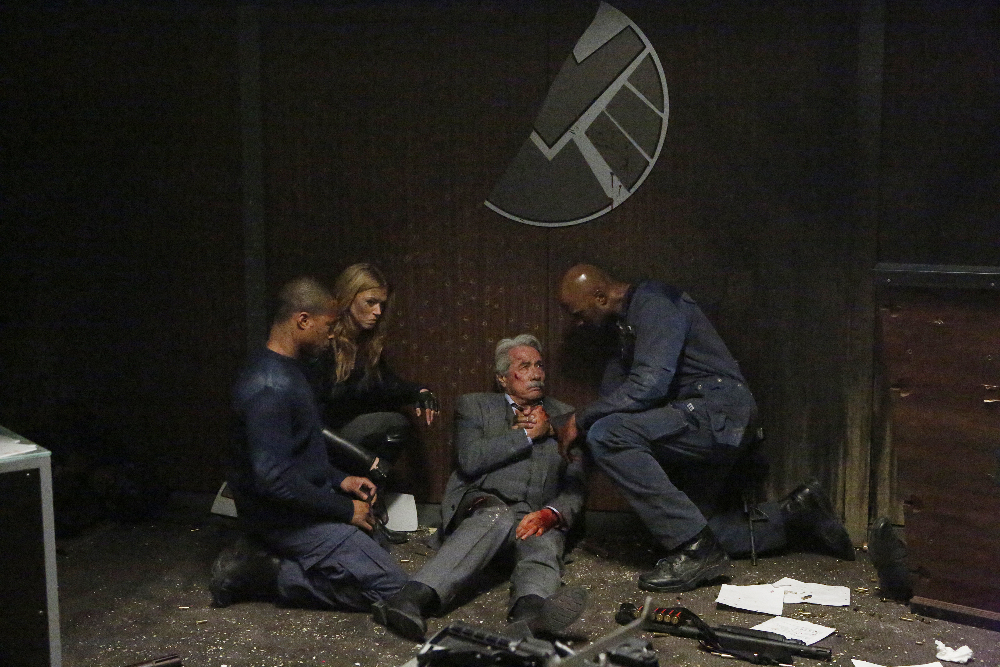 Still of Edward James Olmos, Henry Simmons, Adrianne Palicki and Cornelius Smith Jr. in Agents of S.H.I.E.L.D. (2013)