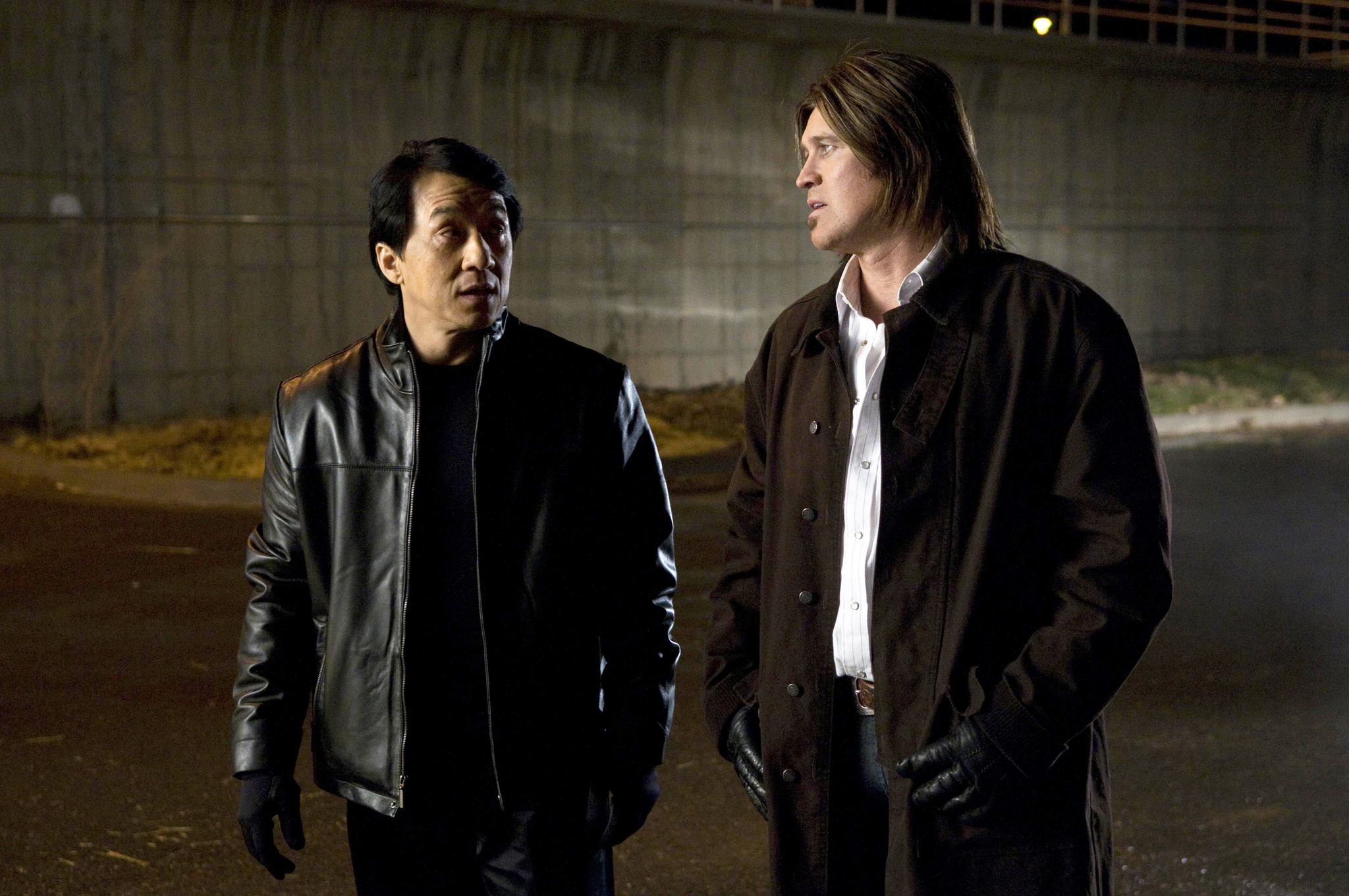 Still of Jackie Chan and Billy Ray Cyrus in Kaimynas snipas (2010)