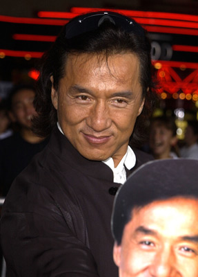 Jackie Chan at event of Smokingas (2002)