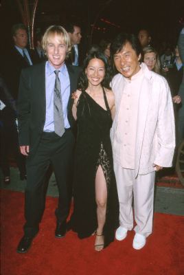 Jackie Chan, Lucy Liu and Owen Wilson at event of Sanchajaus kaubojus (2000)