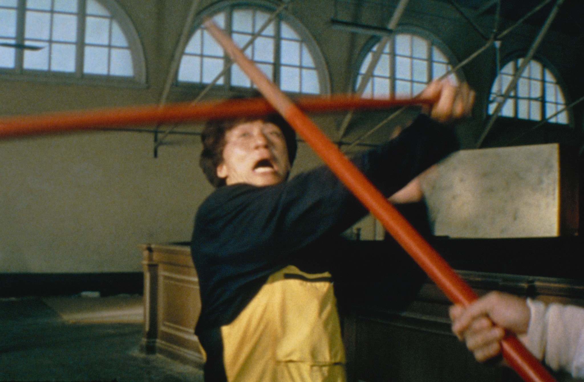 Still of Jackie Chan in Ging chat goo si 4: Ji gaan daan yam mo (1996)