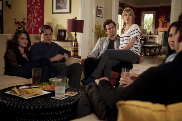 Still of David Walton, Olivia Munn, Mary Elizabeth Ellis, Hayes MacArthur and Christine Woods in Perfect Couples (2010)