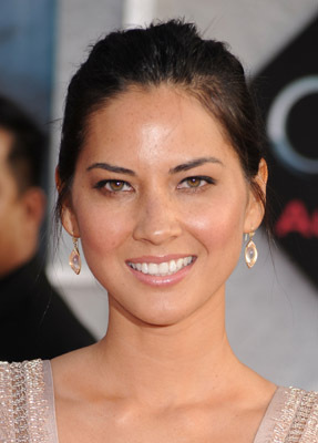 Olivia Munn at event of Gelezinis zmogus 2 (2010)