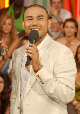 Frankie J. at event of Total Request Live (1999)