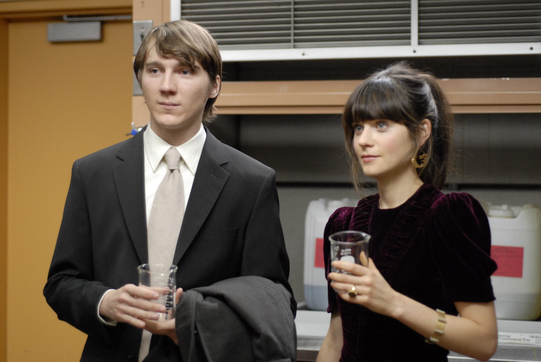 Still of Paul Dano and Zooey Deschanel in Gigantic (2008)