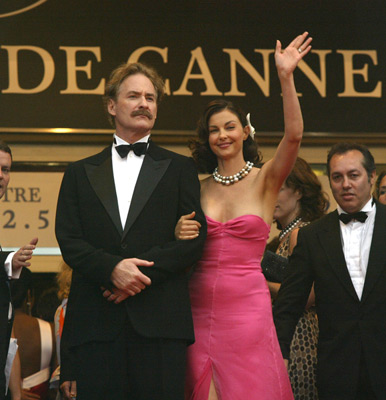 Ashley Judd and Kevin Kline at event of De-Lovely (2004)