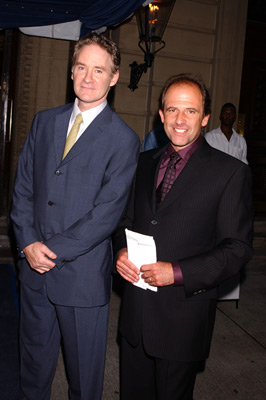 Kevin Kline and Michael Hoffman at event of The Emperor's Club (2002)