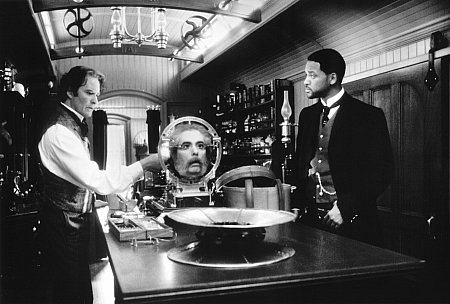 Still of Kevin Kline and Will Smith in Laukiniai Laukiniai Vakarai (1999)