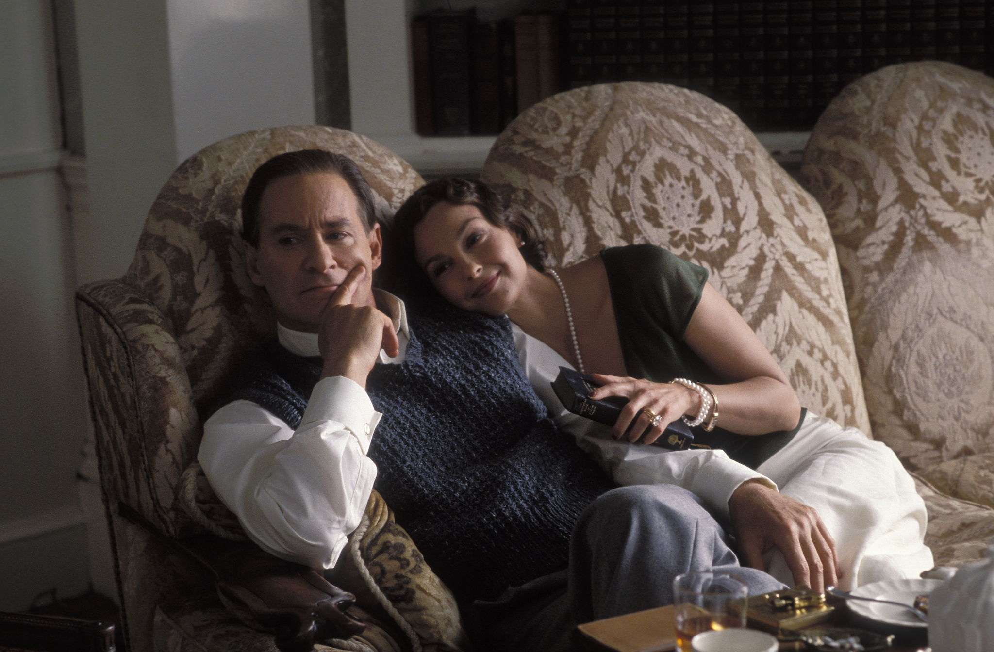 Still of Ashley Judd and Kevin Kline in De-Lovely (2004)