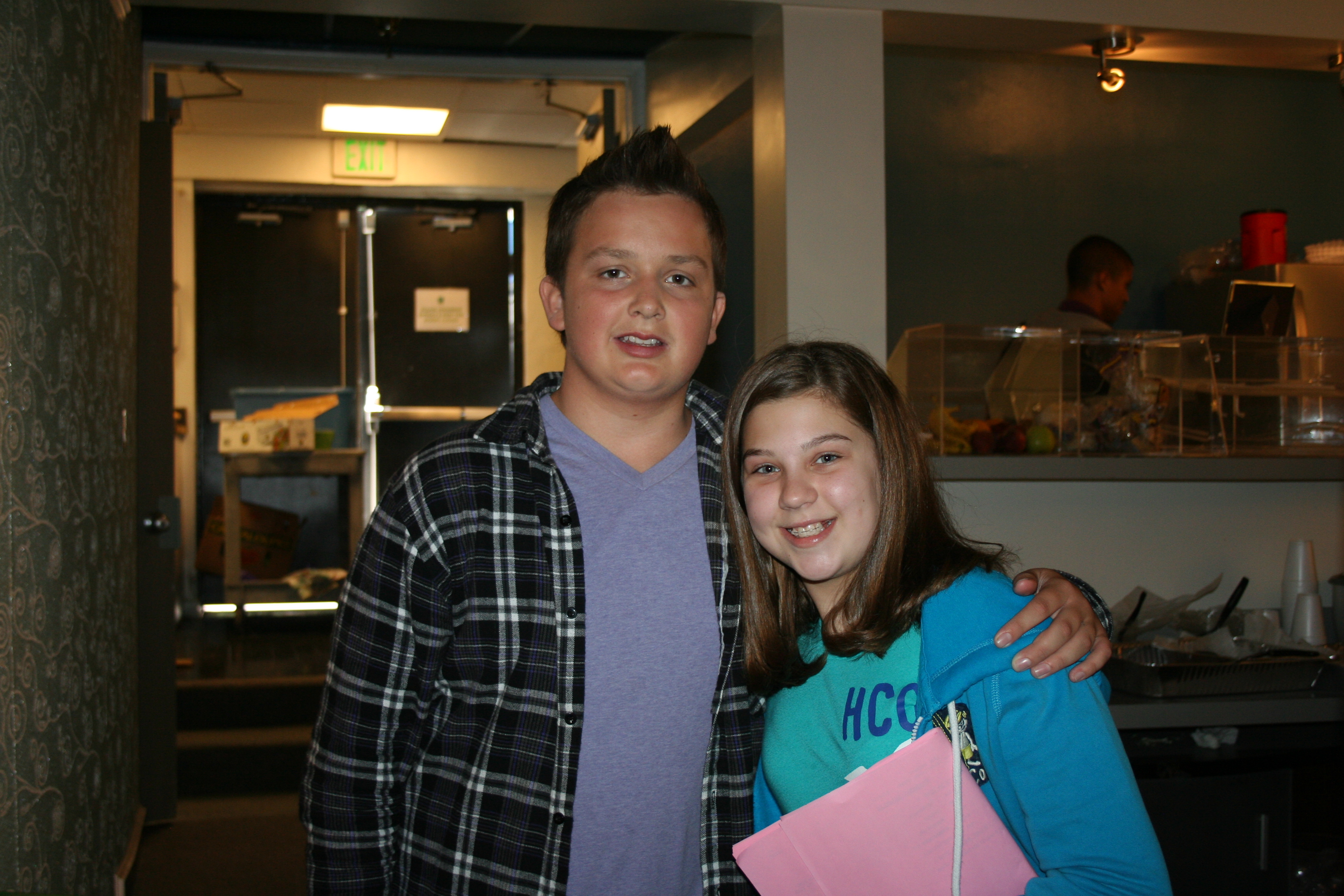 On the set of iCarly: Noah Munck and Summer Kailani