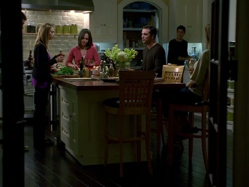 Still of Sally Field, Calista Flockhart, Matthew Rhys and Dave Annable in Brothers & Sisters (2006)