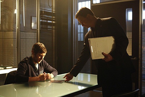 Still of Gary Sinise and Michael Graziadei in CSI Niujorkas (2004)