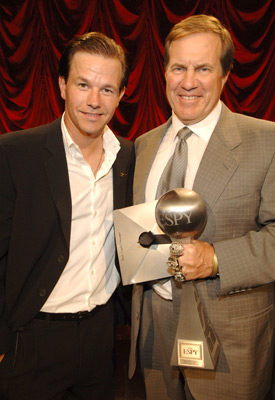 Mark Wahlberg and Bill Belichick at event of ESPY Awards (2005)