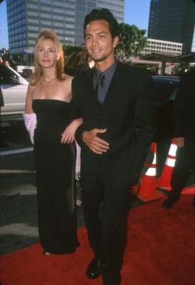 Julia Roberts and Benjamin Bratt at event of Runaway Bride (1999)