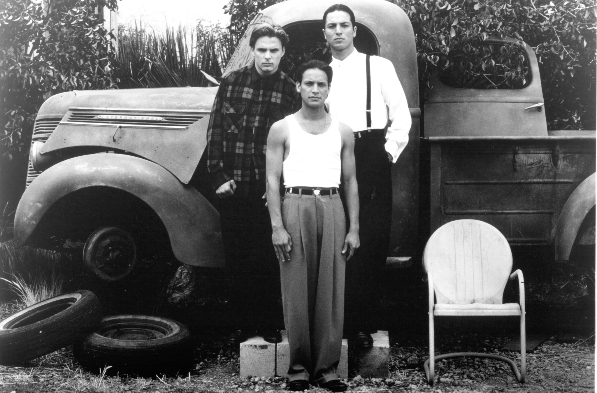 Still of Benjamin Bratt, Jesse Borrego and Damian Chapa in Bound by Honor (1993)