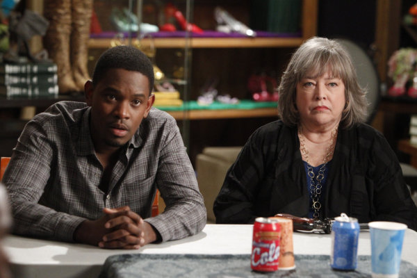 Still of Kathy Bates and Aml Ameen in Harry's Law (2011)