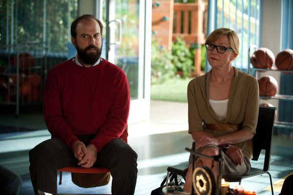 Still of Julie White and Brett Gelman in Go On: Dinner Takes All (2012)