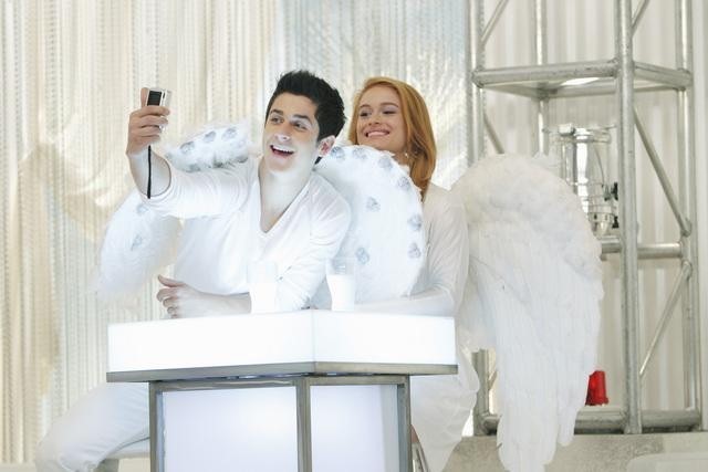 Still of David Henrie and Leven Rambin in Wizards of Waverly Place (2007)