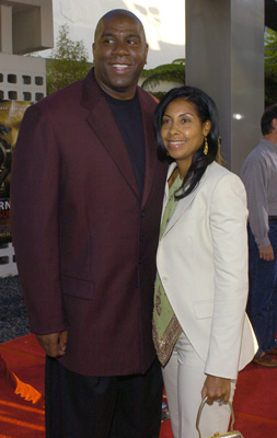 Magic Johnson and Cookie Johnson at event of The Bourne Supremacy (2004)
