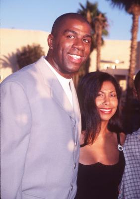 Magic Johnson and Cookie Johnson at event of Hoodlum (1997)