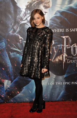 Chloë Grace Moretz at event of Haris Poteris ir mirties relikvijos. 1 dalis (2010)