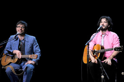 Bret McKenzie and Jemaine Clement at event of Flight of the Conchords (2007)