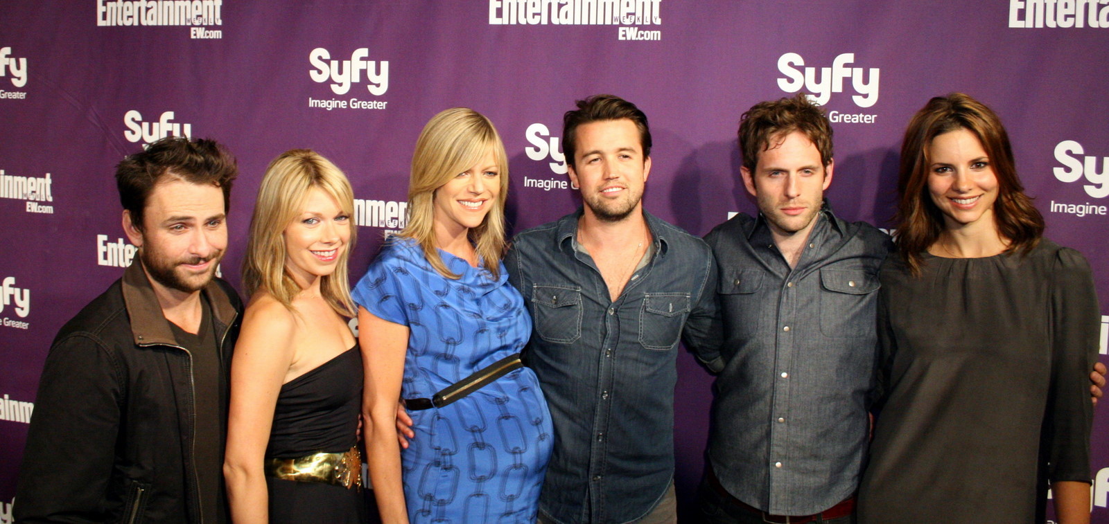 Charlie Day, Rob McElhenney, Kaitlin Olson, Glenn Howerton, Mary Elizabeth Ellis and Jill Latiano