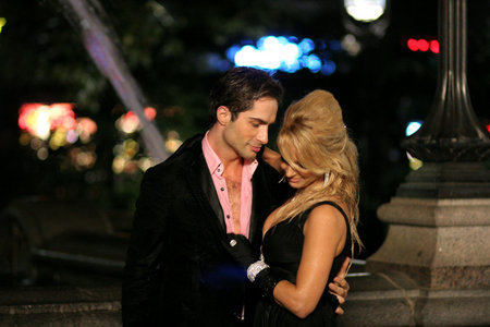 Michael Lucas and Savanna Samson at City Hall Park Fountain