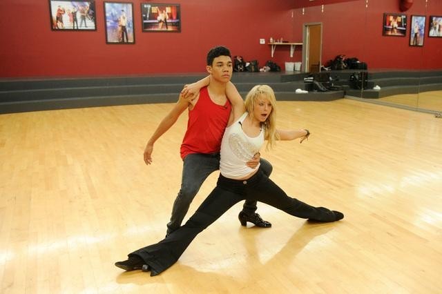 Still of Roshon Fegan and Chelsie Hightower in Dancing with the Stars (2005)