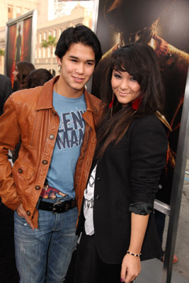 Booboo Stewart and Fivel Stewart at event of Kosmaras Guobu gatveje (2010)